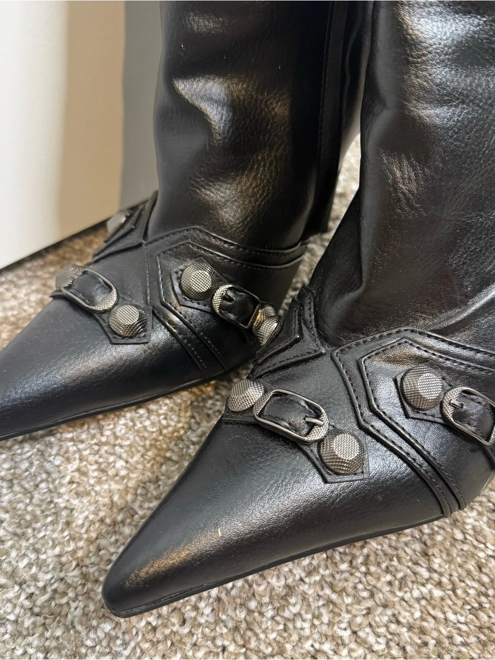Black Knee-High Pointed Toe Stiletto Boots